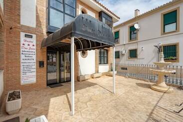 پانسیون Hostal Don Juan