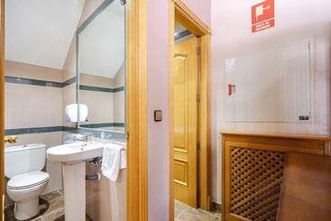 پانسیون Hostal Don Juan