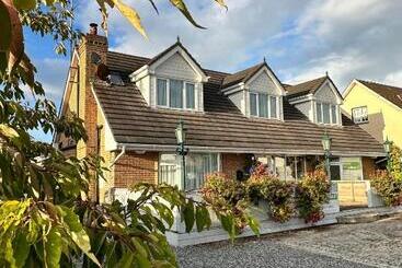 پانسیون Malahide Guest Rooms