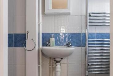 پانسیون Quality Stay Room