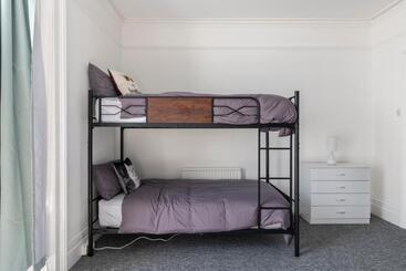 پانسیون Quality Stay Room