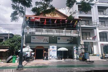 پانسیون Sarah Guesthouse