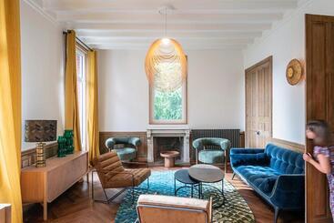 پانسیون Villa Eliane   Parking Privé