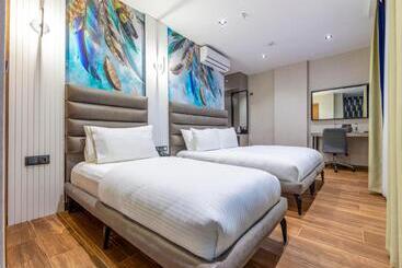 Dem Premium Hotel Round Trip Airport Service Istanbul International Airport