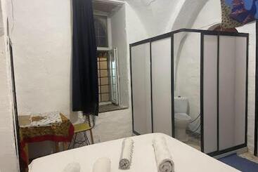 Rosa Hostel