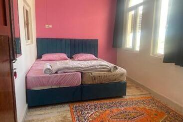 Rosa Hostel