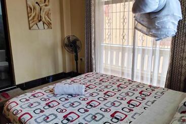 تختخواب و صبحانه Bamburi Lakeview