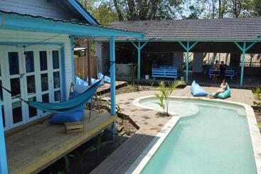 تختخواب و صبحانه Casa Kapuas