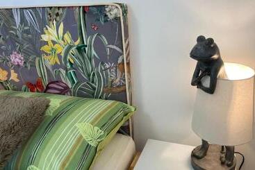 تختخواب و صبحانه Le Lézard Et La Grenouille Bnb
