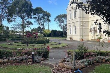 هتل Convent At Koroit