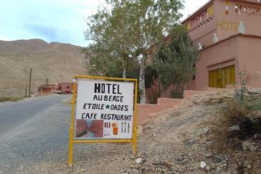 هتل Hôtel Auberge Etoile Dades