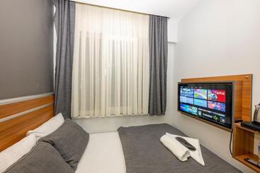 Mayza Otel