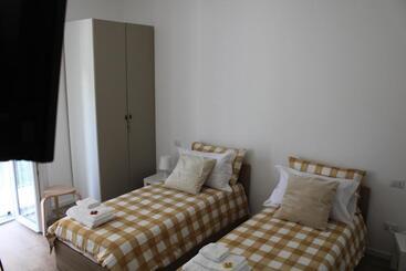 پانسیون B&b Da Antonella