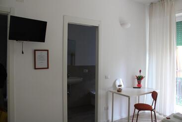پانسیون B&b Da Antonella