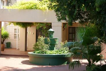 پانسیون Lakeside Guesthouse