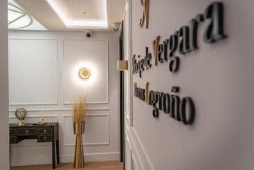 پانسیون Principe De Vergaras Lujo En El Centro De Logroño