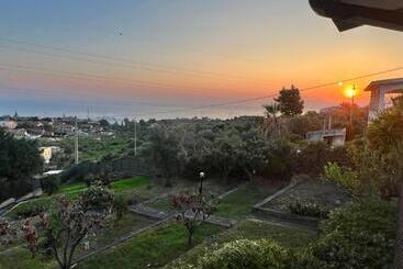 پانسیون Suite Villa La Terrazza Sul Mare