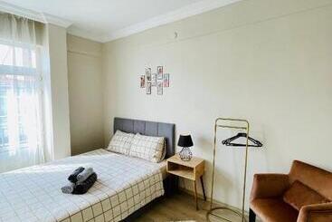 پانسیون Sweet Room In Kadıköy