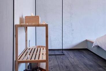 هاستل 小鳩屋