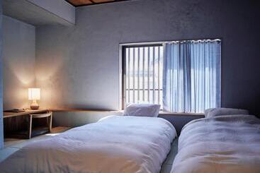 هاستل 小鳩屋