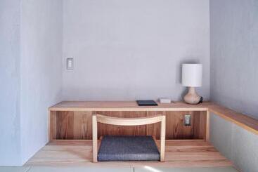 هاستل 小鳩屋