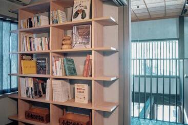 هاستل 小鳩屋