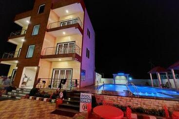 Balukona Beach Resort