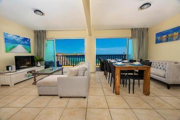 Beachfront Palapa21   Jan Thiel