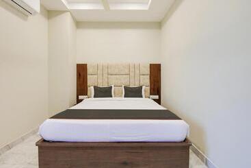 Collection O Hotel Simhadri Grand