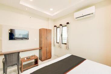 Collection O Hotel Simhadri Grand