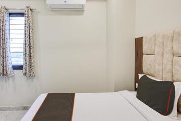 Collection O Hotel Simhadri Grand