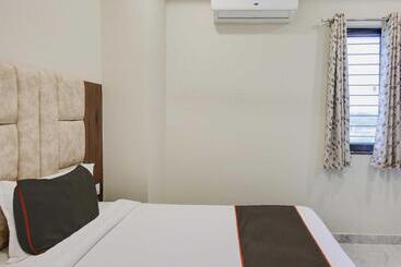 Collection O Hotel Simhadri Grand