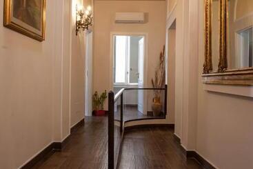 Epoque Bed And Breakfast