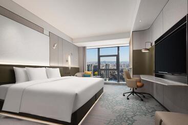هتل Crowne Plaza Jinan Runhua