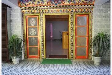 هتل Dug Inn