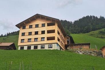 هتل Ferienwohnung Bergtraum