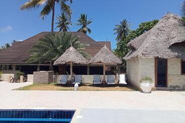 هتل Mandarin Resort Zanzibar