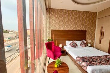 هتل Starlet Prime   A Four Star Luxury