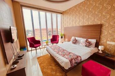 هتل Starlet Prime   A Four Star Luxury