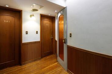 هتل hotel posh Vacation Stay 55598v
