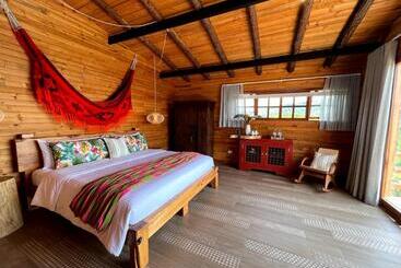 La Perla Finca Hotel  Cabaña Esmeralda