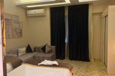 Pyramids Top Guest House Suite