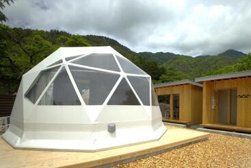 استراحتگاه Dots By Dot Glamping Suite 001