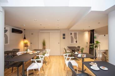 Aila Ii Hotel Boutique By Singularstays   Digital Access
