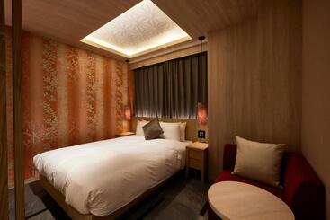 Alfit Hotel & Bar Akasaka
