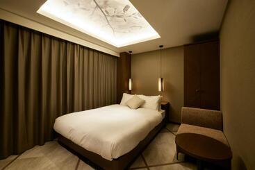 Alfit Hotel & Bar Akasaka