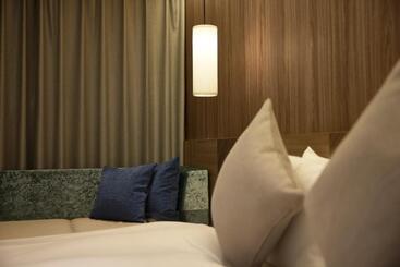 Alfit Hotel & Bar Akasaka