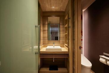 Alfit Hotel & Bar Akasaka