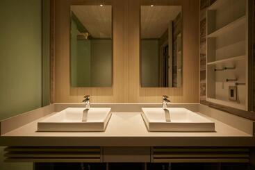 Alfit Hotel & Bar Akasaka