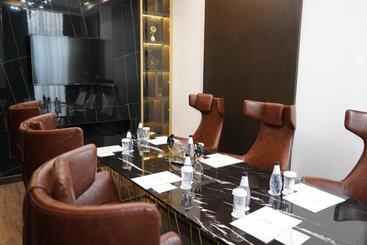 Bentley Hotel Tashkent